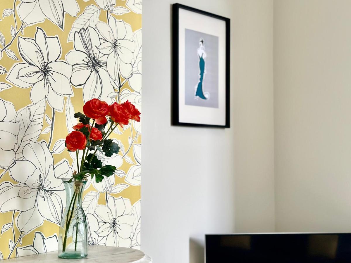 Appartamento Moorgate View With Free On Street Parking York Esterno foto